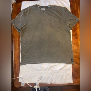 The Stronghold Men’s Size XL Green Short Sleeve Shirt